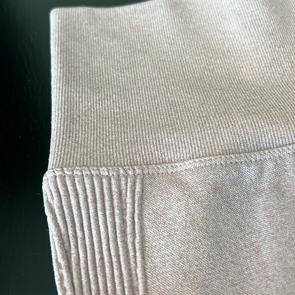 Scrunch back butt lift squat approved leggings, blush pink, high compression, M - Picture 10 of 12